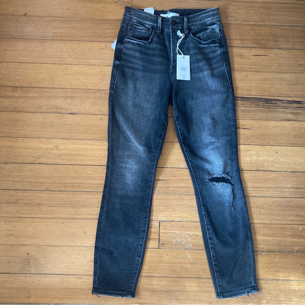NWT Good American Good Waist Crop Black 26